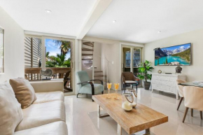 The ocean waves are calling! Relaxing setting with pool view in beachfront resort